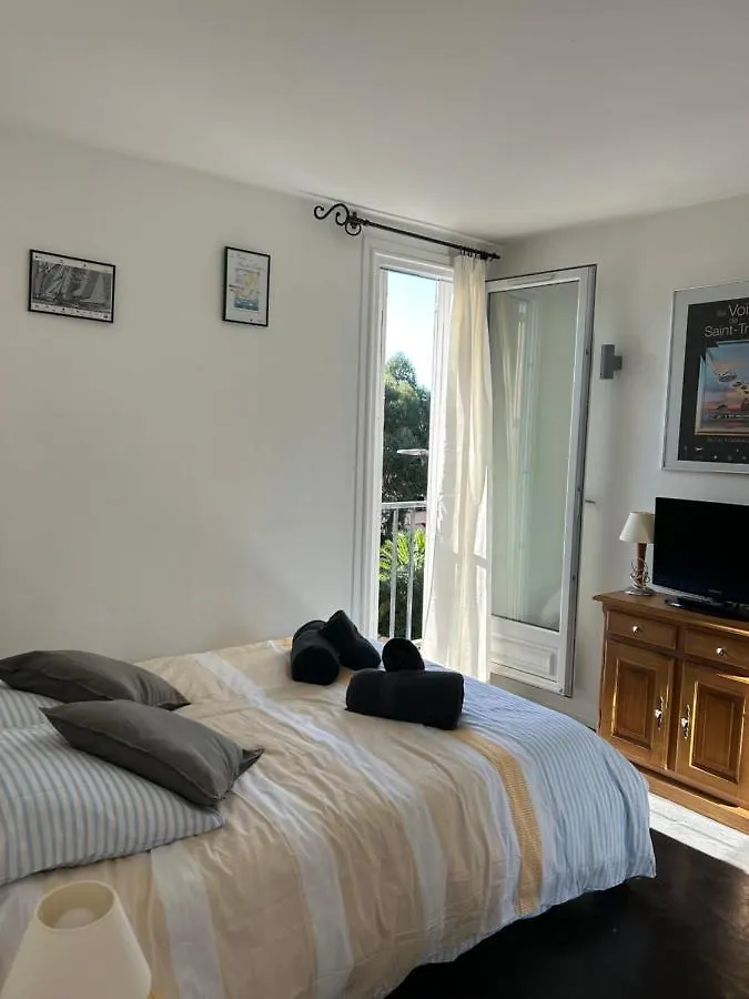 Saint Tropez Centre Ville 2 Chambres Parking Francia